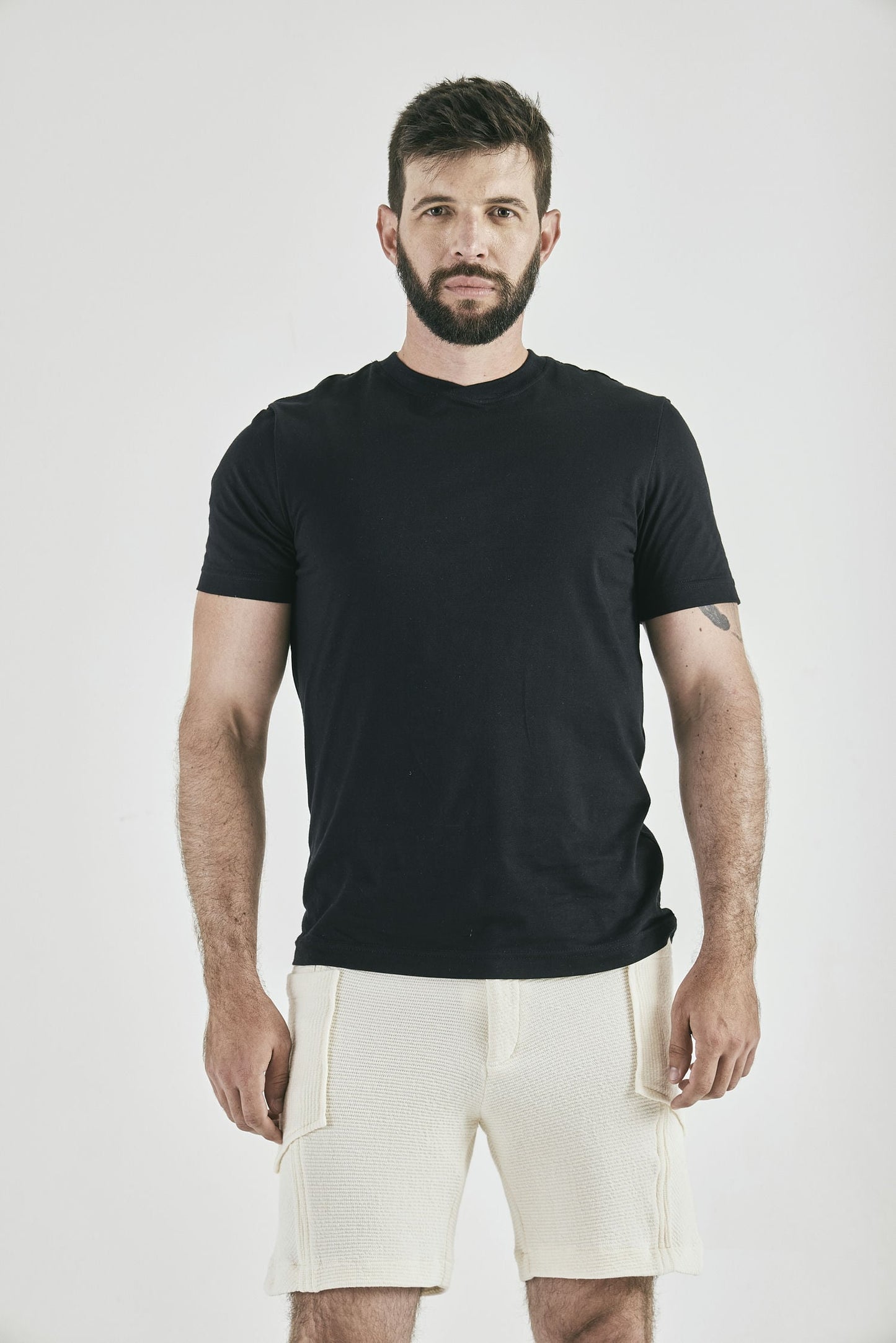 Camisa básica Florença Preto